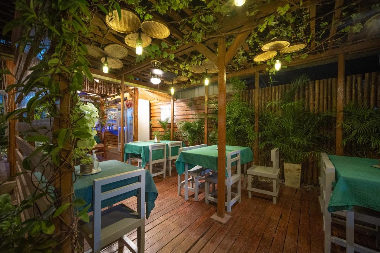 Smak'S Hotel Santa Fe  Exterior photo